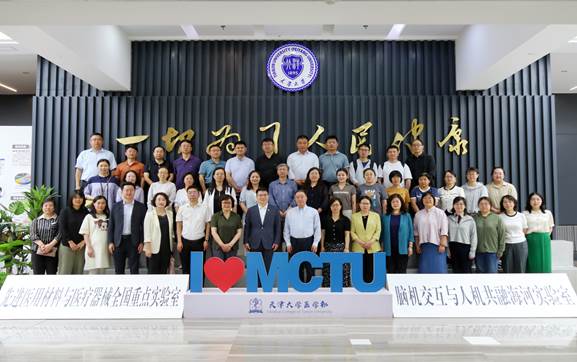 bbc39c1c46ba6797d8ae4efcc6e4cb6